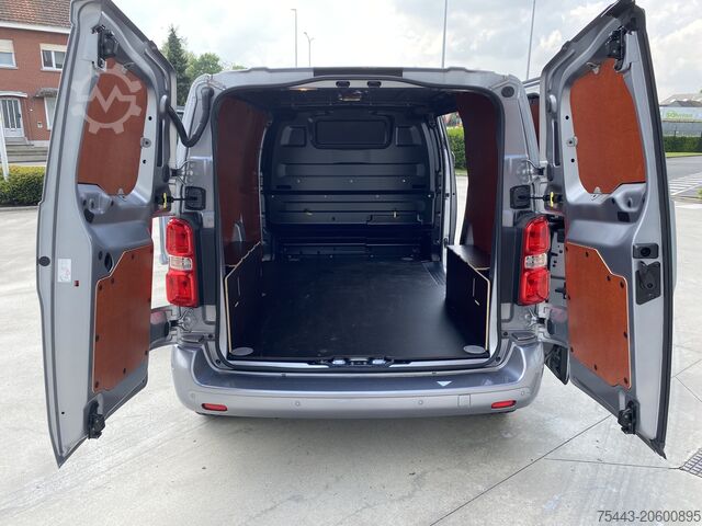 Kastenwagen Fiat E-Scudo F4311 L2 50KWH