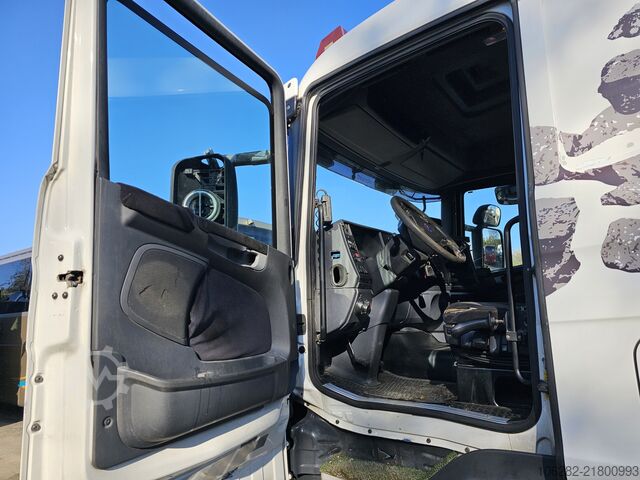 Roll-off tipper truck SCANIA R480LB 8X4*4HHA MOTORSCHADEN! 3-Pedal J