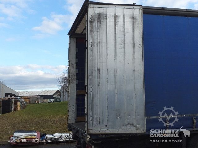 Auflieger mit Pritsche & Plane Schmitz Cargobull Semitrailer Curtainsider Standard Hayon