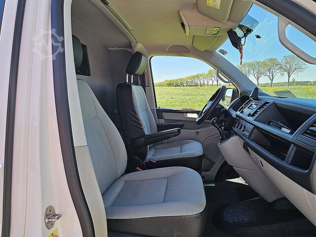High-roof van VOLKSWAGEN TRANSPORTER 2.0 TDI