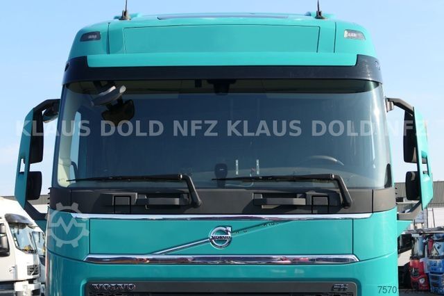 Standard tractor unit RENAULT FH 460 Globetrotter Kühlbox Euro 6