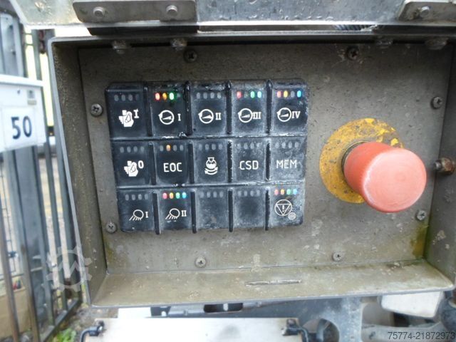 Concrete mixer truck MERCEDES-BENZ 3246/8x4/ Betonmischer
