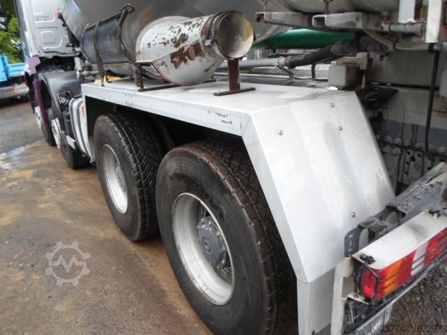 Concrete mixer truck MERCEDES-BENZ 3246/8x4/ Betonmischer