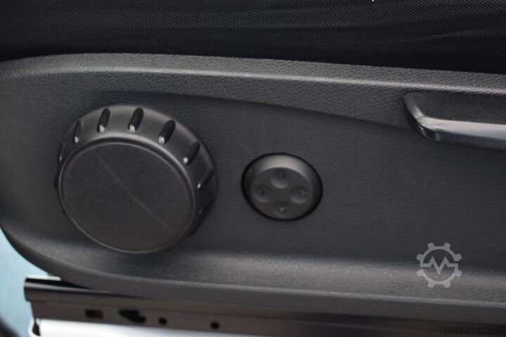 Panel van MERCEDES-BENZ Sprinter 316 CDI 4x4 7 G-Tronic Mixto L2H2 Navi