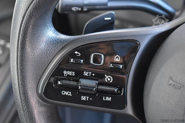 High top van MERCEDES-BENZ Sprinter 316 CDI 4x4 7 G-Tronic Mixto L2H2 Navi