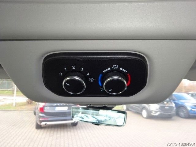 Minibus FORD Transit 350L3H2 Trail 4x4 Xenon Navi Stndhzg