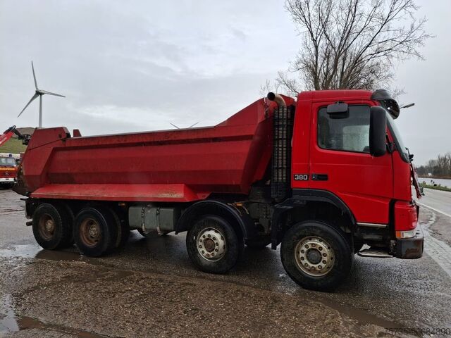 Tipper VOLVO FM 12-380 8X4 STEEL SUSPENSION