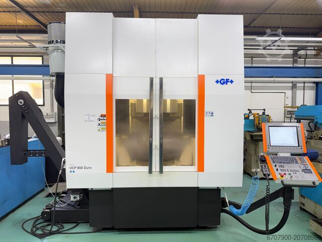 Vertikales Bearbeitungszentrum Mikron UCP 800 Duro