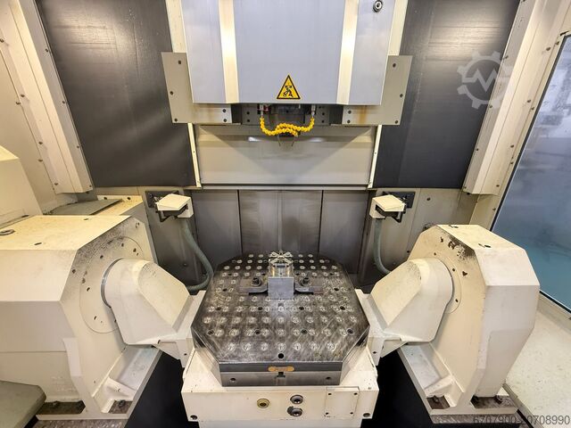 Vertikales Bearbeitungszentrum Mikron UCP 800 Duro