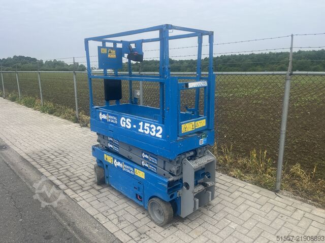Scissor lift Genie GS 1532 | 2015