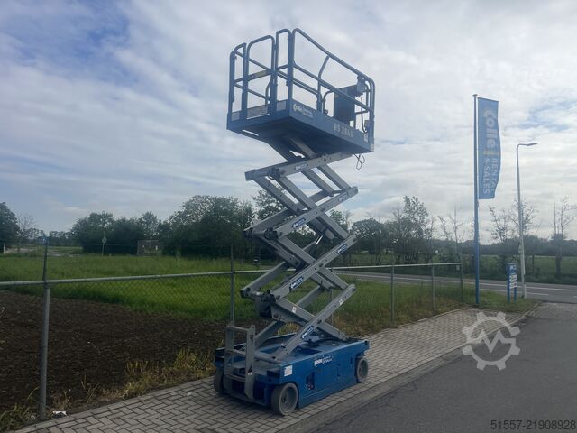 Scissor lift Genie GS 2646 | 2006