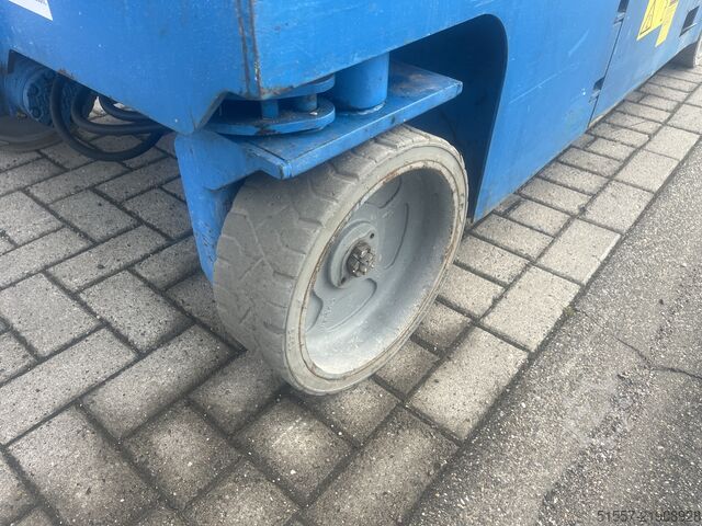 Scissor lift Genie GS 2646 | 2006