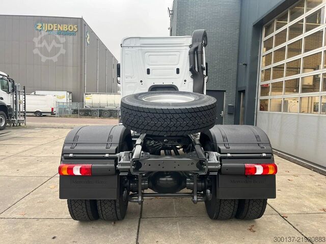 Mercedes-Benz Actros 2045 S 4x2 Tractor Head Mercedes-Benz Actros 2045 S 4x2 Tractor Head