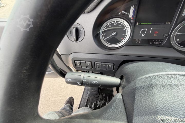 Standard tractor unit DAF CF 400 4x2 / Swiss-Vehicle