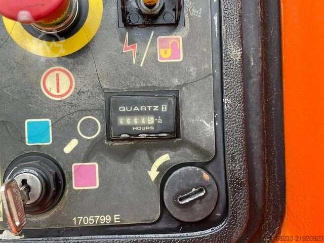 Articulated boom lift JLG 1250AJP