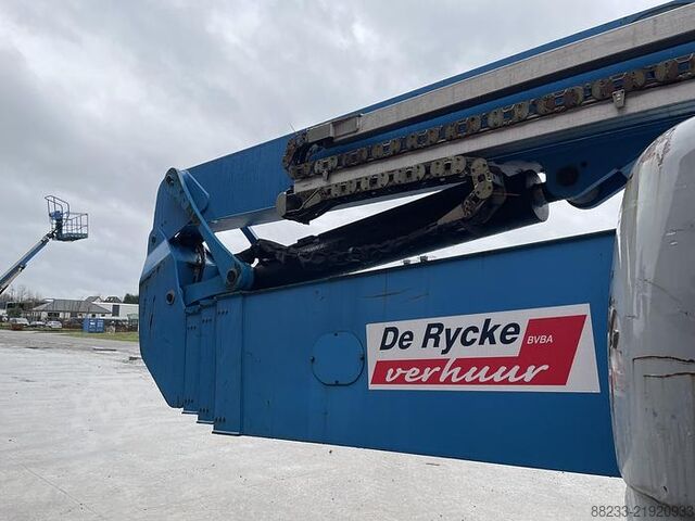 Articulated boom lift Genie Z135-70
