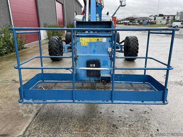Knickarmhebebühne Genie Z135-70