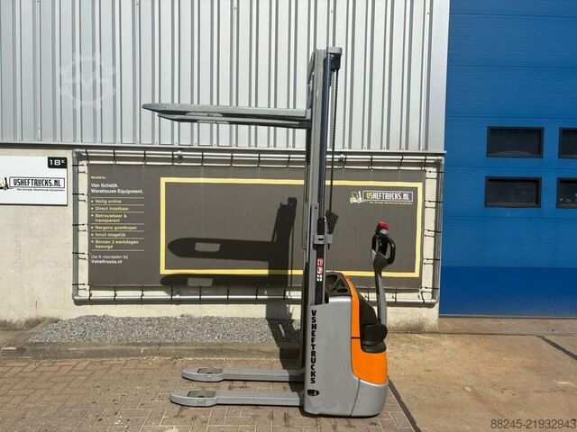 VS-22761 Electric stacker Still EXV10 STILL EXV10