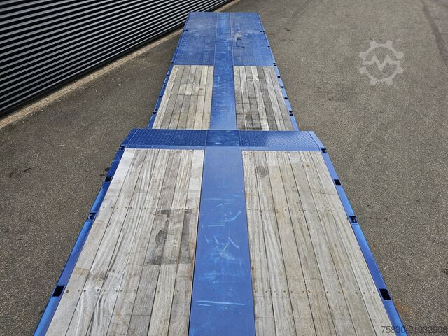 Low loader Broshuis 3ASD-3A / 1X LIFT-AXLE / 2x ELECTRIC HYDRAULIC ...