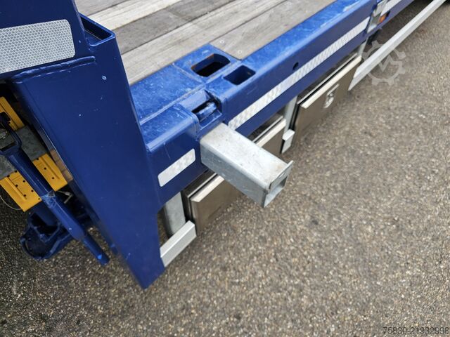 Low loader Broshuis 3ASD-3A / 1X LIFT-AXLE / 2x ELECTRIC HYDRAULIC ...