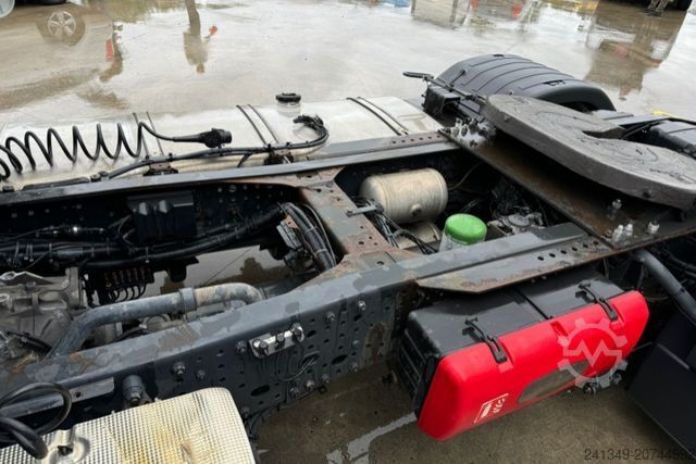 Volumen SZM IVECO Stralis 420 Mega