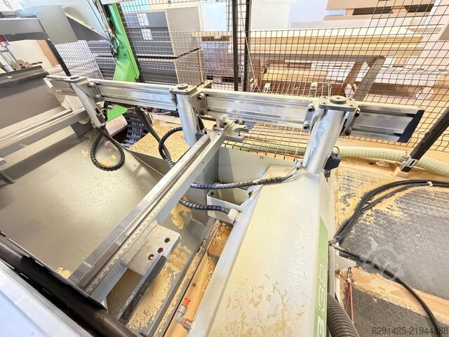 Bearbeitungszentrum BIESSE ROVER A 1332 ATS