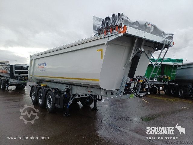 Tipper semitrailer Schmitz Cargobull Semitrailer Tipper Steel half pipe body 29m³