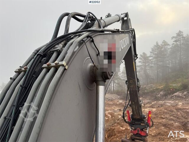 Raupenbagger Volvo EC 220 DL w/ rototilt, tooth tray and GPS.