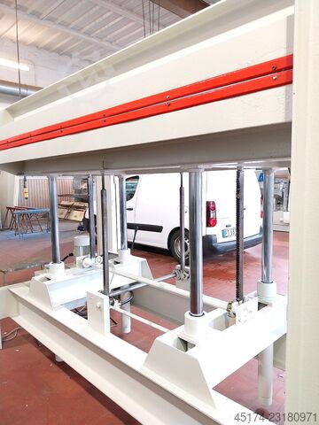Veneer press ORMA NPC 4/40