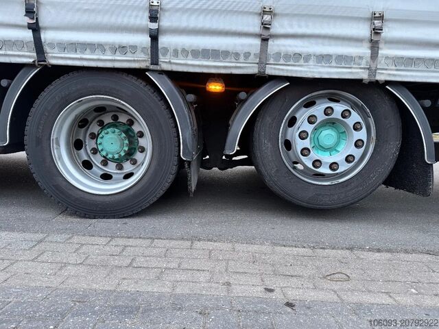 Volumentransport Volvo FH 460 Volumencombi met aanhanger