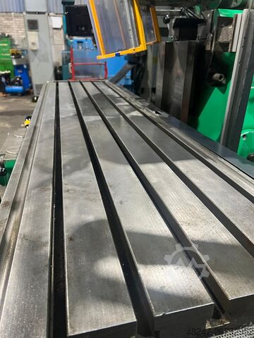 Fräsmaschine Huron MU6