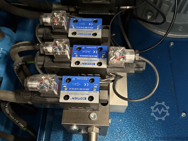 Plate rolling machine Nanjing Asia Machine Mfg. Co., Ltd. W12-8/2000 4-rollers rolling machine