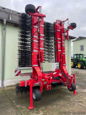 Pöttinger Rotocare V12400 Pöttinger Rotocare V12400
