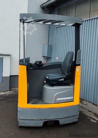 Schubmaststapler Jungheinrich ETV 214 8m/ 2017yy/ 4699st