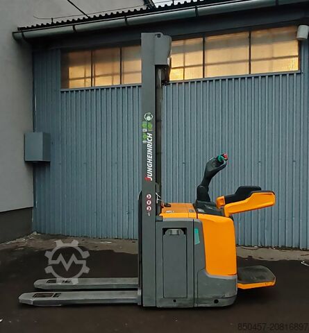 Palettenstapler Jungheinrich ERC 214z Li-ION 6m