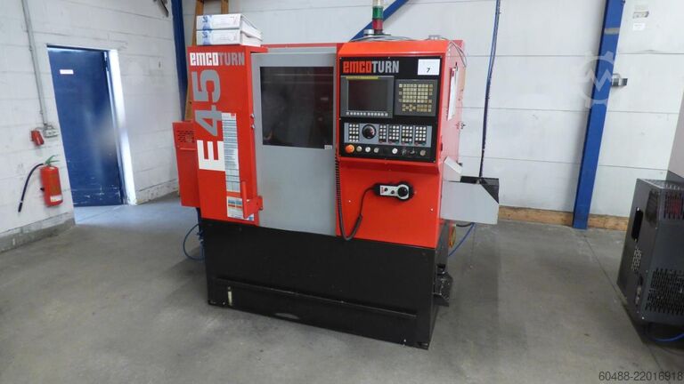 CNC- Drehzentrum EMCO EMCOTURN E45