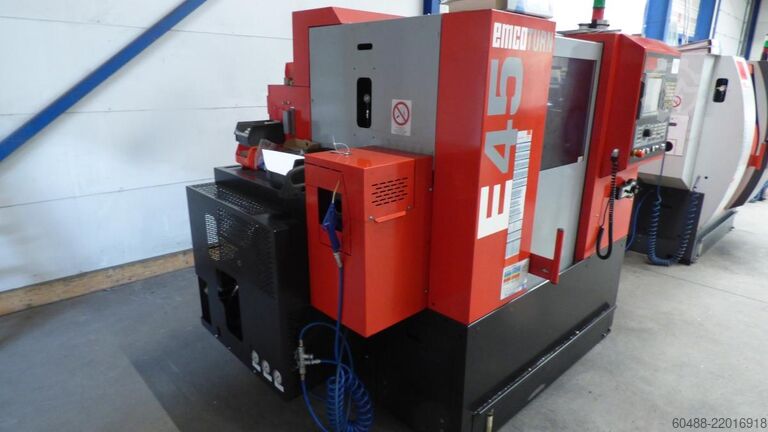 CNC- Drehzentrum EMCO EMCOTURN E45