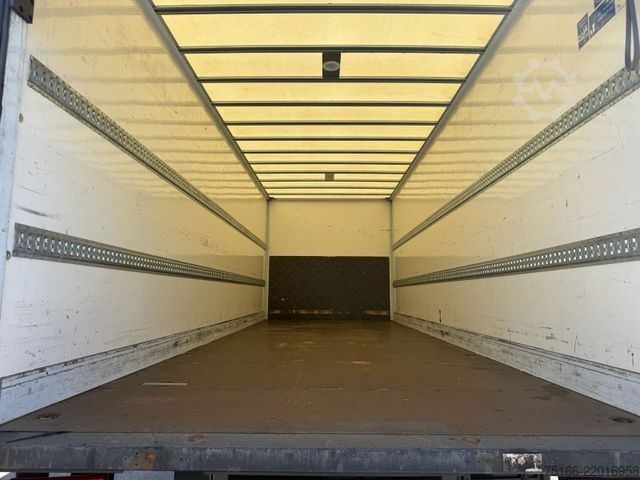 Box truck MERCEDES-BENZ ATEGO 1530 L BIGSPACE Koffer 7,20 m LBW 1,5 T