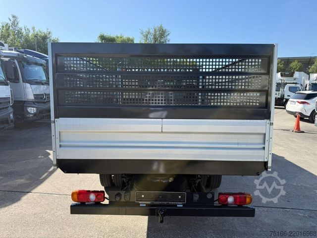 Tipper van FUSO FUSO 3 C 15 Doka 6-Sitzer Kipper 3-Seiten*AHK