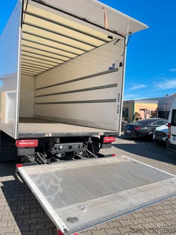 Box truck MAN TGM 15.290 LL Koffer 7,10m LBW Anhängervorrüst.