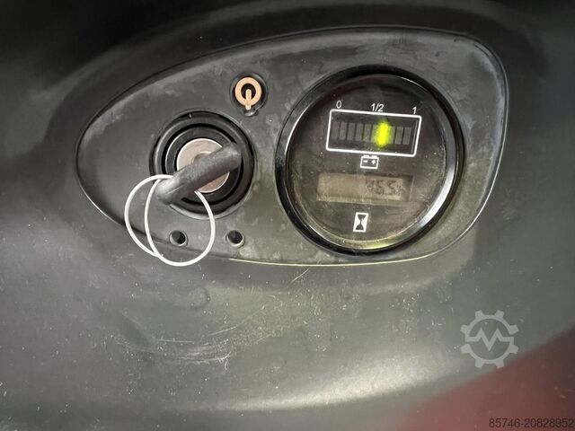 L 16 * KAUP - DRUM clamp * DEMO !!! LINDE L 16 * KAUP - DRUM  clamp * DEMO !!