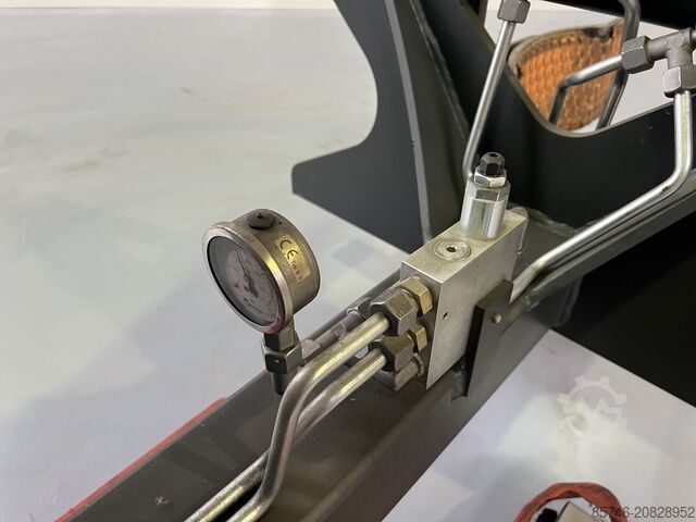 L 16 * KAUP - DRUM clamp * DEMO !!! LINDE L 16 * KAUP - DRUM  clamp * DEMO !!