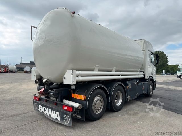 Tanker truck SCANIA R500 NGS 6x2 26 m3 Silo + HMK Bilcon Silotrailer