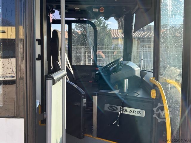 City bus SOLARIS Urbino 8.9 LE Midi K    3-PUNKT-Gurte