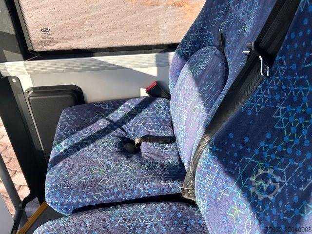 City bus SOLARIS Urbino 8.9 LE Midi K    3-PUNKT-Gurte