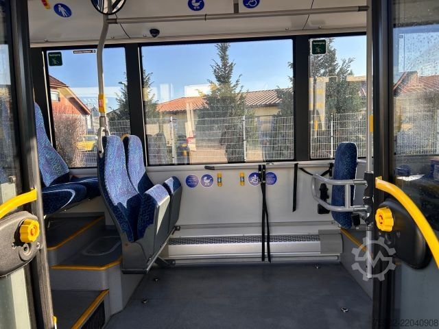 City bus SOLARIS Urbino 8.9 LE Midi K    3-PUNKT-Gurte