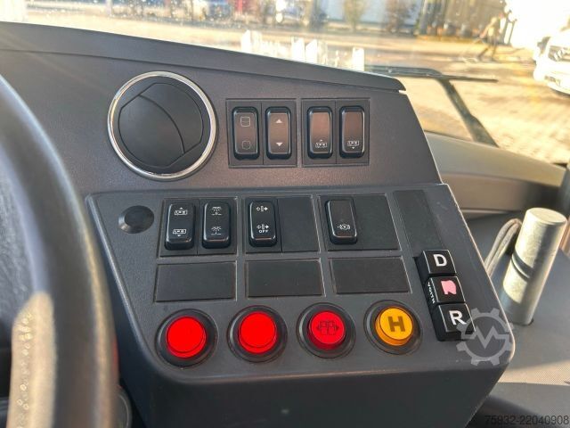 City bus SOLARIS Urbino 8.9 LE Midi K    3-PUNKT-Gurte