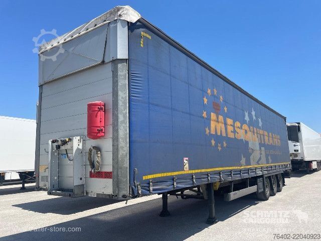 Open semitrailer with tarp Schmitz Cargobull Semitrailer Curtainsider Mega