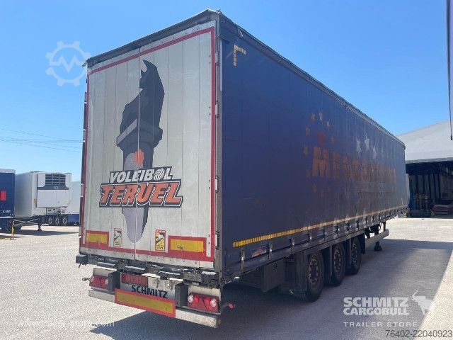 Open semitrailer with tarp Schmitz Cargobull Semitrailer Curtainsider Mega