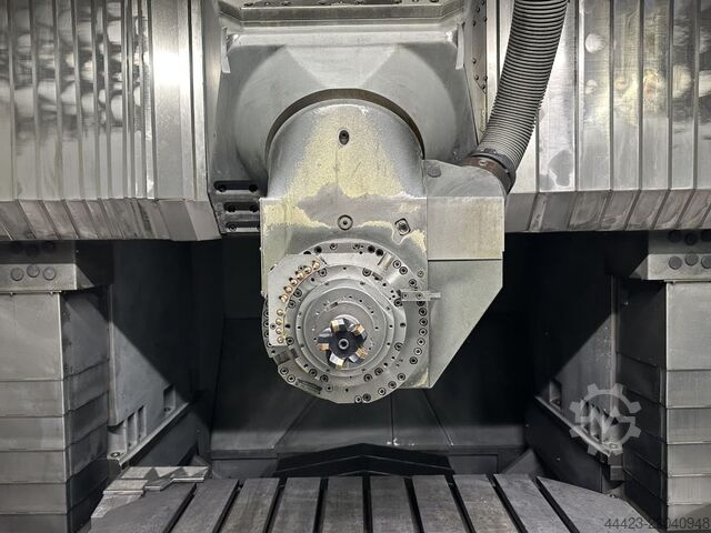 5-axis machining centre DMG DMC 200 U duoBLOCK